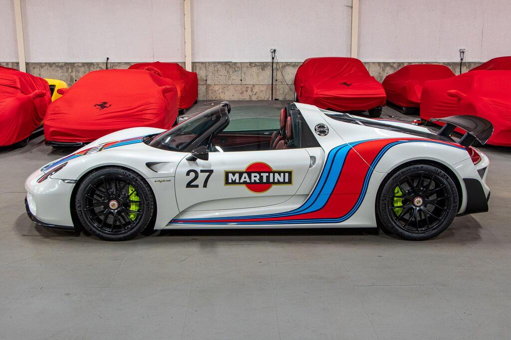 Porsche 918, photograph 6 of 29