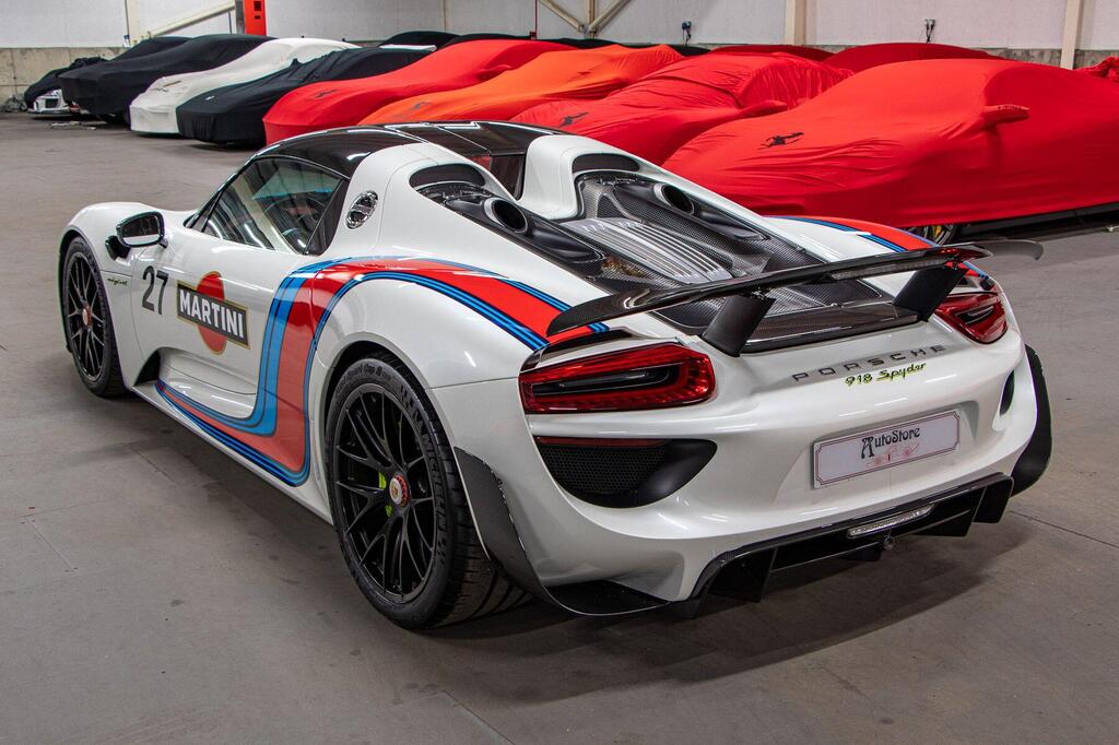 Porsche 918, photograph 5 of 29