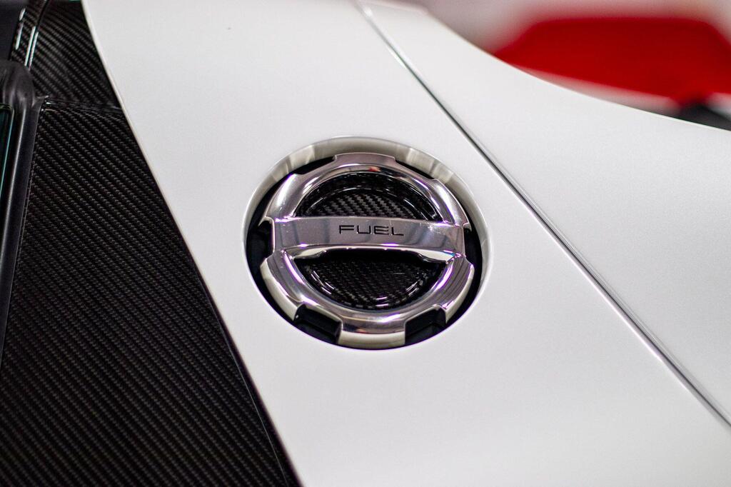 Porsche 918, photograph 12 of 29