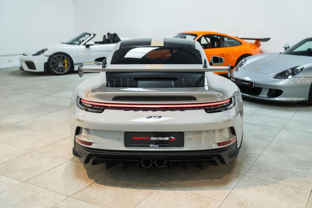 Porsche 911 992 GT3, photograph 22 of 26