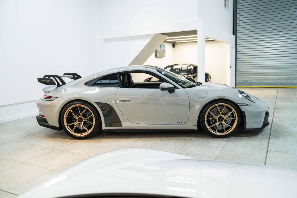 Porsche 911 992 GT3, photograph 25 of 26