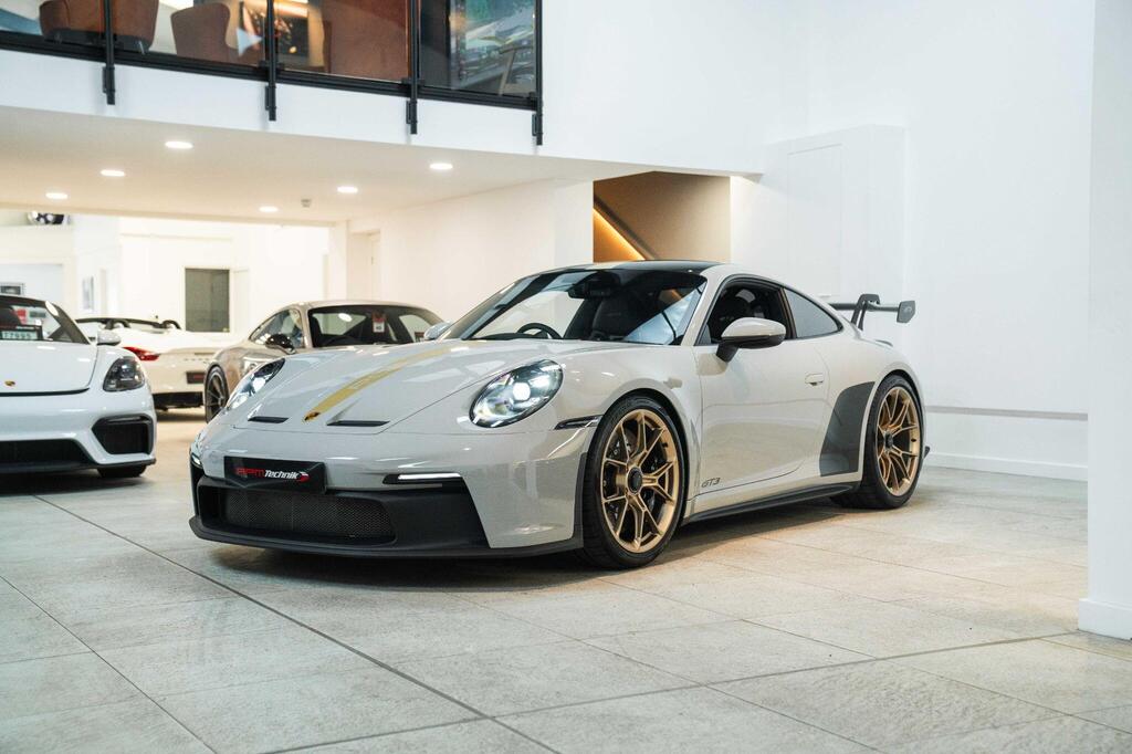 Porsche 911 992 GT3, photograph 23 of 26