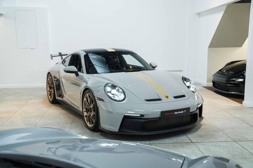 Porsche 911 992 GT3, photograph 13 of 26