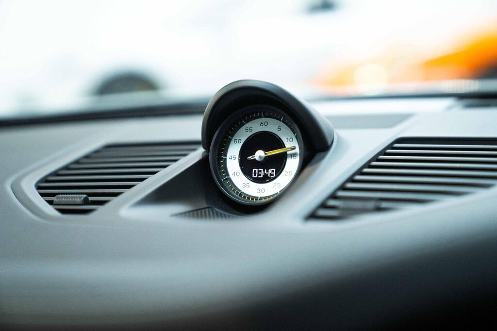 Porsche 911 992 GT3, photograph 4 of 26