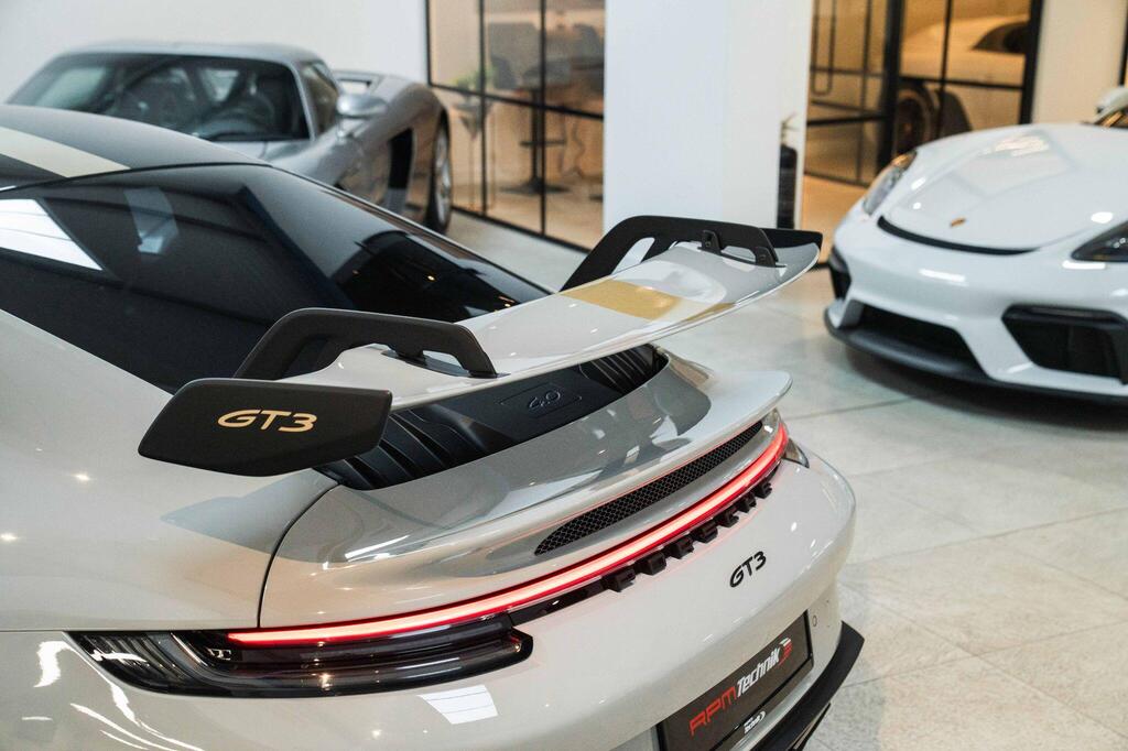Porsche 911 992 GT3, photograph 18 of 26