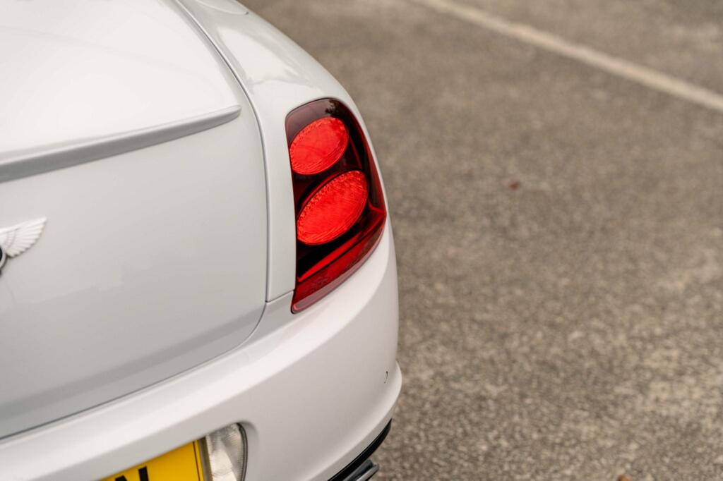 Bentley Continental GT S, photograph 20 of 30