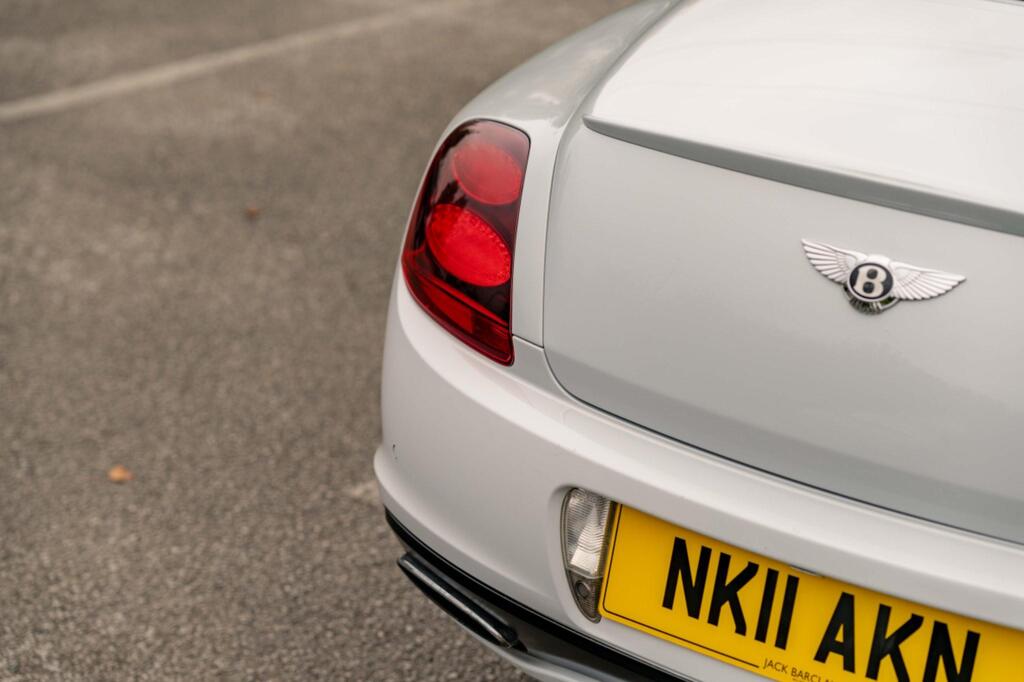 Bentley Continental GT S, photograph 17 of 30